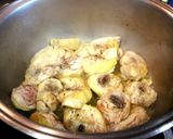 Foto del paso 6 de la receta: Guiso de habas con pollo y alcachofas al las hierbas aromáticas