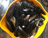 Foto del paso 1 de la receta: Mejillones a la marinera