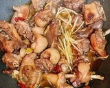 Hình bước làm 3 của món Vịt Kho Gừng