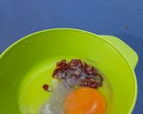 Foto langkah ke 1 dari resep Hintalu Benyiur (Telur Dadar Kelapa Parut) khas Banjar.