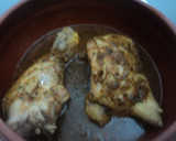 Foto del paso 3 de la receta: Pollo las Correa a las hierbas mexicanas y tomate cherry con tequila. México