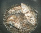 Foto langkah ke 1 dari resep Ikan Kembung Kuah Mangut.
