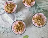 Une image de l'étape 6 de Verrines fraises / petits suisses / biscuits 🍓.