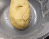 A picture of step 1 of Egg Paratha.