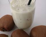 Kiwi smoothie recipe step 1 photo