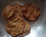 ગળી પૂરી (Sweet Poori Recipe In Gujarati) રેસીપી સ્ટેપ3ફોટો