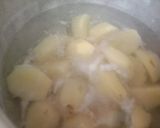 A picture of step 1 of Aloo tikki chaat.