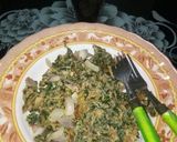 A picture of step 3 of Fry egg and green.