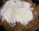 A picture of step 6 of Injeer & Suji Halwa with walnuts 💖.