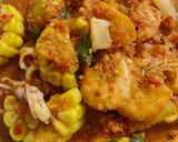 A picture of step 2 of Shrimp and Squid in Padang Sauce, Restaurant Style.