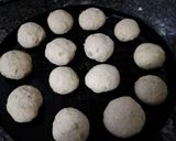 Foto del paso 7 de la receta: Pancitos integrales con aceitunas