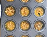 Foto langkah ke 5 dari resep Omelette-noodle muffin.