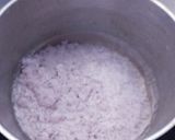 รูปขั้นตอนการทำที่ 4 ของ ข้าวต้มดอกอัญชันใส่ไก่