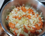 Foto del paso 2 de la receta: Guiso de soja texturizada con mango y curry