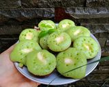Foto langkah ke 8 dari resep Kue Cubit Antigagal Isi Keju Lumer.