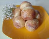 Foto langkah ke 8 dari resep Donat Topping Susu Gula Pasir.