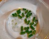 รูปขั้นตอนการทำที่ 1 ของ ต้มพริกแกงไก่ ไมโครเวฟ