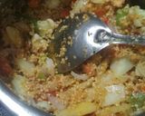 A picture of step 5 of Veggie Daliya.