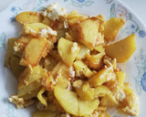 Foto del paso 7 de la receta: Patatas revueltas con huevo