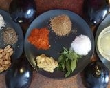 A picture of step 1 of Stuffed Fry Brinjals.
