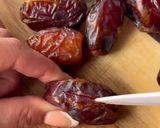 عکس مرحله 1 از دستور خرما شکلاتی مخصوص ماه رمضان 🌜