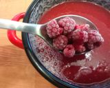 Málnakrémleves recept fázis 1 fotója