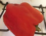Foto del paso 1 de la receta: Tip para pelar pimientos 🌶