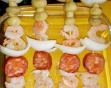 Foto del paso 1 de la receta: Brochetas de camarón, champiñones y longaniza