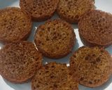Foto langkah ke 8 dari resep Bolu Caramel Mini.