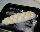 A picture of step 3 of Challah Bread.