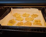 Foto del passaggio 5 della ricetta Smashed Potatoes