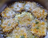 Foto langkah ke 3 dari resep Bakwan jagung manis.