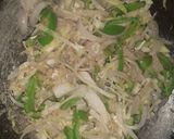 A picture of step 3 of Veggies pasta.