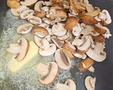 A picture of step 2 of Chicken, Bacon, Mushroom & Spinach Pasta.