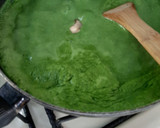Foto del paso 13 de la receta: Raviolis en salsa de espinacas