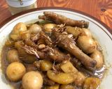 Foto langkah ke 4 dari resep Semur Telur Puyuh, Kentang, Ceker.