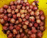 A picture of step 1 of Rainbow Chana Chaat.