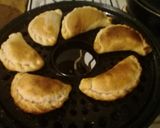 Foto del paso 8 de la receta: Empanadas de Pollo Deliciosas Hechas en el Parrigas 😏!!!