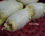 Foto langkah ke 3 dari resep Sawi Gulung Aci Kuah Pedas.