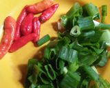 Foto langkah ke 2 dari resep *lele bumbu rujak no santan*.