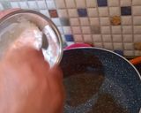 A picture of step 3 of Paneer tossedwith sugar syrup.