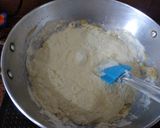 A picture of step 2 of Gajar Ka Halwa with instant mava.
