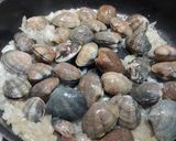 Foto del paso 2 de la receta: Almejas Salsa verde