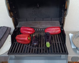Foto del paso 2 de la receta: Coca de escalibada a la brasa
