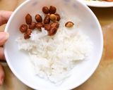 Hình bước làm 3 của món Lạc rang tỏi ớt