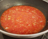 Foto del paso 6 de la receta: Conejo en salsa de tomate con hierbas aromáticas