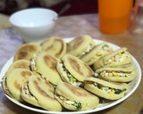 Foto del paso 3 de la receta: Pan árabe relleno de ensalada de surimi