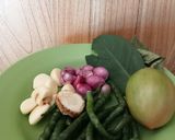 Foto langkah ke 1 dari resep 251. Jangan lombok ijo (sayur lombok ijo).