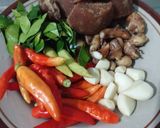 Foto langkah ke 1 dari resep Bumbu Pecel.