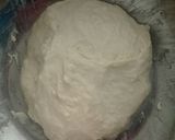 Foto langkah ke 1 dari resep Kunyit Swirl Sourdough Bread.